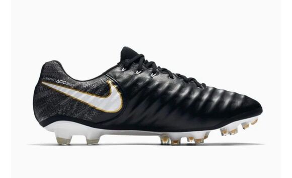 Mens Sz 7 New *RARE* NIKE TIEMPO LEGEND VII FG BLACK/GOLD 897752-002
